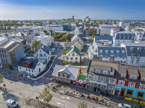 Hús og götur í Reykjavík. Yfirlitsmynd úr lofti.