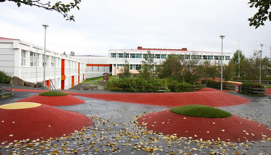Fellaskóli school grounds