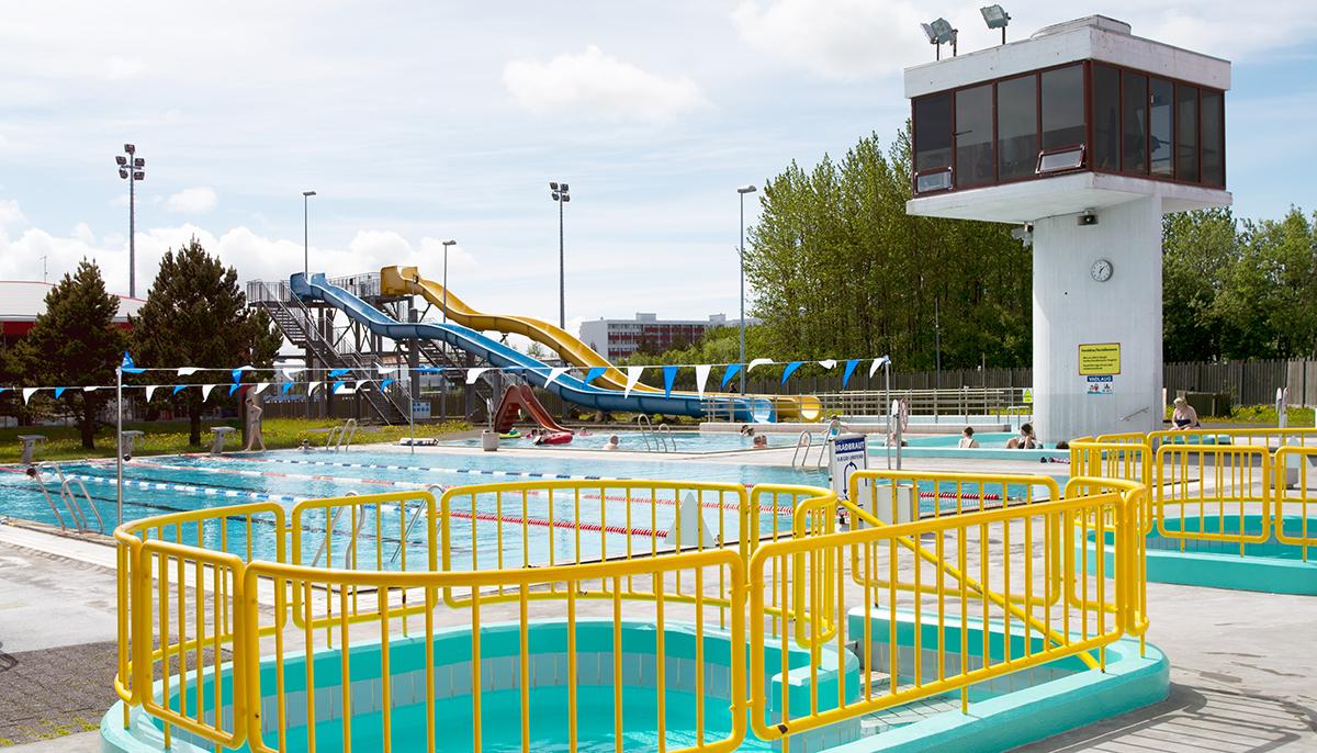Breiðholtslaug pool outdoor area