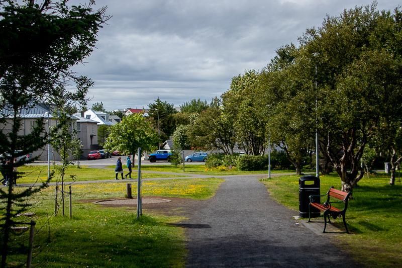 Göngustígur og garður við Klambratún