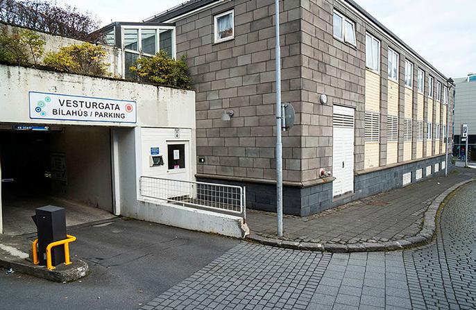 Vesturgata bílahús