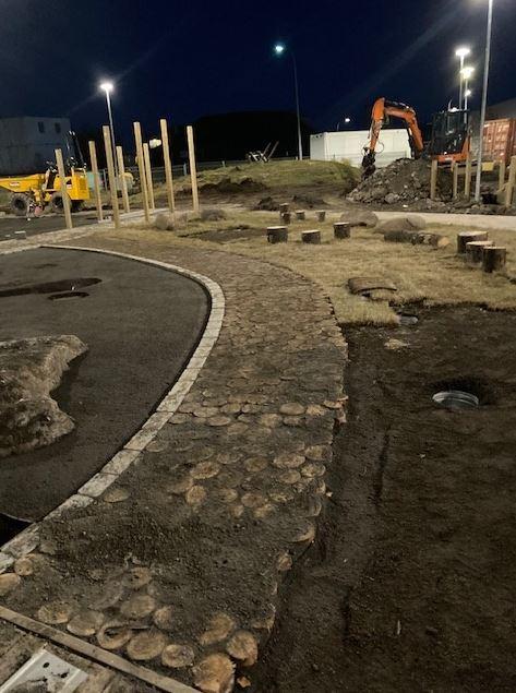Inná lóðinni má finna svokallaða stubbalögn, nafn við hæfi